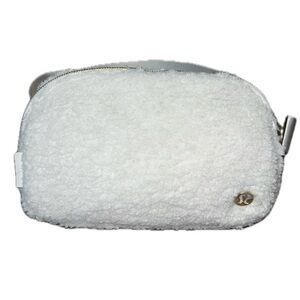 lululemon athletica Everywhere Fleece Belt Bag Ivory Trench